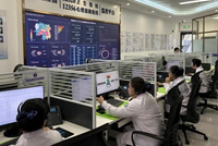 深夜生死竞速!27分钟通话,他们成功救下一名轻生青年